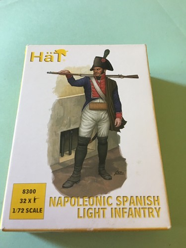 Figurines hat 8300 - ,,