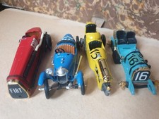 Lot de 4 Voitures de course