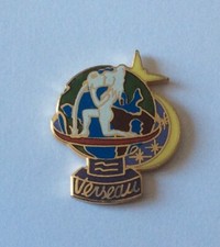 Pin's  VERSEAU AQUARIUS