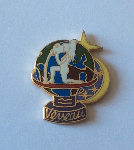 Pin verseau aquarius - ,