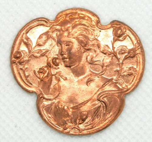 Bel ornement broche - bel,