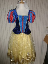 DISNEY STORE Snow White