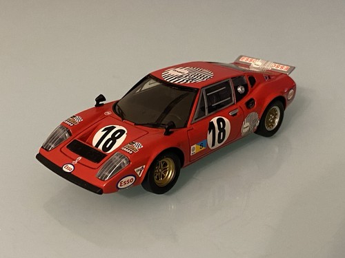 Spark ligier js2 - 1/43,