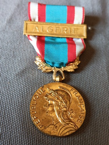 Médaille militaire guerre - militaire,