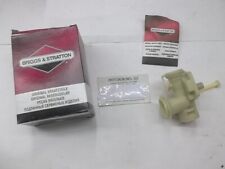 Carburetor 697415 for Briggs & Stratton 10E900 10F900 10G900 10K900 10M900 10S90