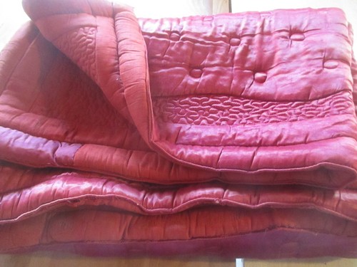 Dessus lit couvre - dessus,