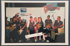 ● Bruce WILLIS & Gipsy Kings Planet Hollywood Restaurant Madrid 1999 Spain photo