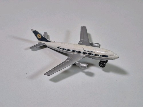 Avion miniature matchbox - avion,