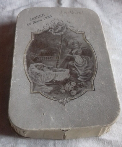 Boite dragee ancienne - a,