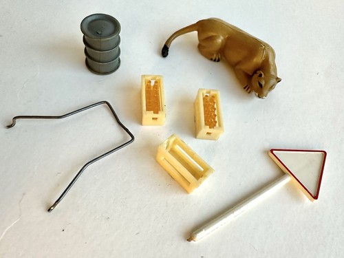 Lot accessoires dinky - lot, toys