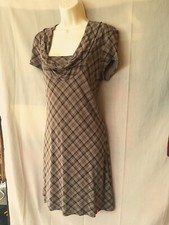 Jolie robe Esprit EDC marron