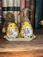 2 salières anciennes forme