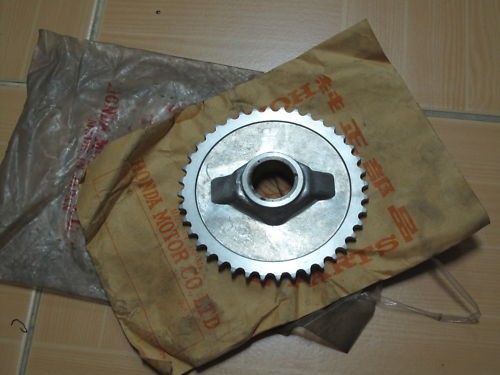 Honda p25 p50 little sprocket - p25,