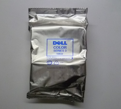 Couleur originale - , dell