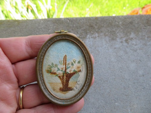 Ancien petit cadre bronze - cadre,
