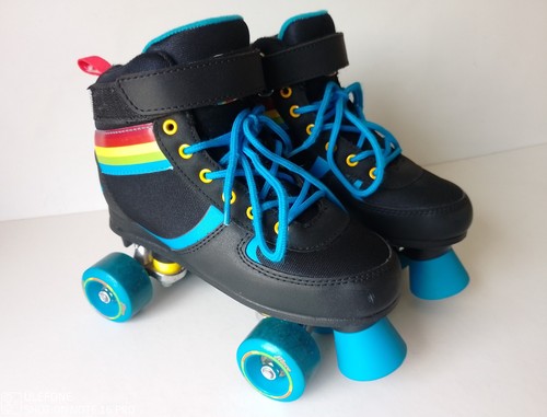 Paire patins roulettes - à,
