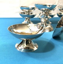 1 coupe à glace CHRISTOFLE en métal argenté ( coupelle pied sorbet service )