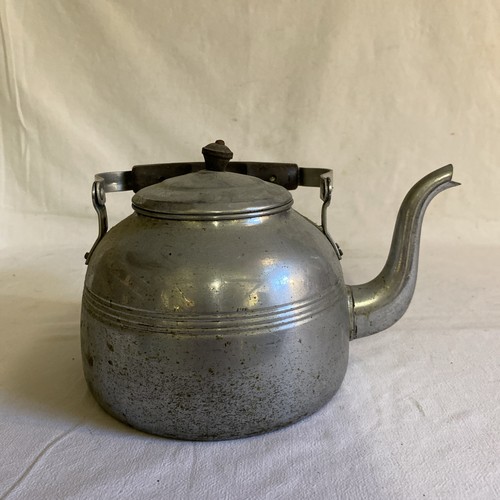 Ancienne grande bouilloire en - grande,