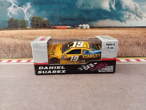 Nascar daniel suarez 2017 - nascar,