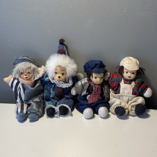 Lot petites poupées - lot,