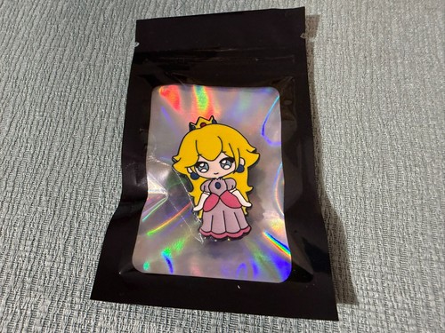 Pin pins princesse - pin's,