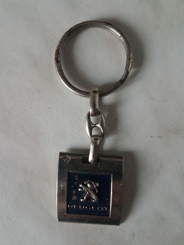 Porte clef peugeot - porte,
