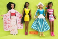 Poupée S721 :  lot 4 mini