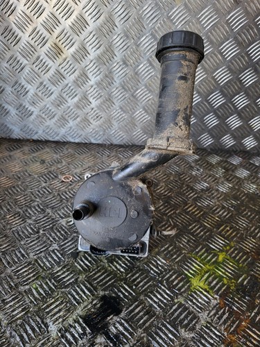 Pompe direction assistée - de,