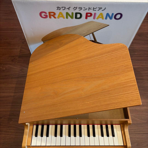 Kawai mini grand piano - kawai, 1144