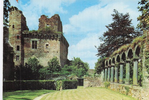 Chateaubriant ruines du - ruines,