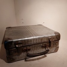 Ancienne Petite Valise Métal