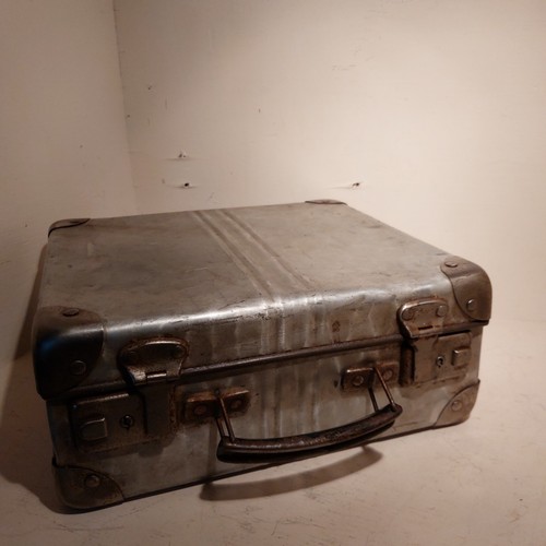 Ancienne petite valise - valise, métal