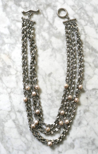 Biche bere collier - biche, de