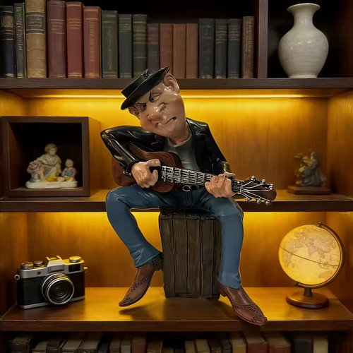 Figurine guitariste fantaisie - guitariste,