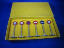 Z569 DINKY TOYS FR PANNEAUX