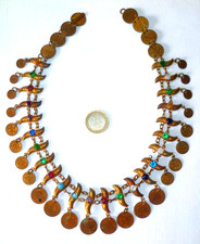 ANCIEN COLLIER ETHNIQUE LAITON
