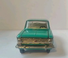 MOSKVITCH 427 A4 (Green) 1:43 DIECAST USSR