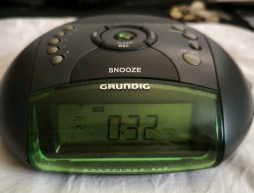 Radio réveil grundig - radio,