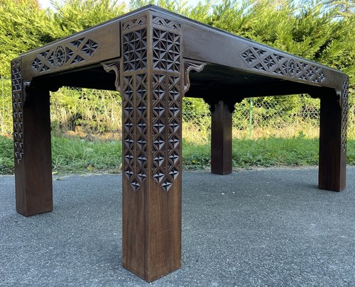 Bureau table art - table,