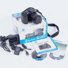 KONICA MINOLTA DIMAGE A200 8MB DIGITAL CAMERA + MANUAL, CASE & BOXED - TESTED