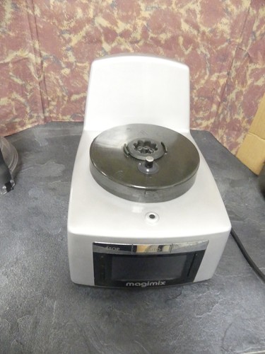 Base moteur pour robot - , cuiseur