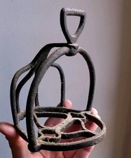 Étrier cage en fer forgé