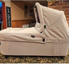 Graco Easywalker Carrycot Baby Bassinet