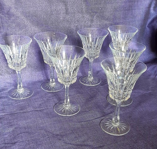 Verres vin rouge en - a,