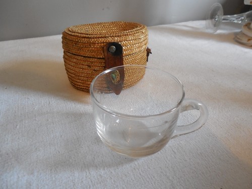 Tasse curiste verre - tasse, en