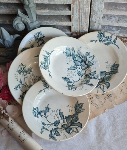 Anciennes assiettes creuses - assiettes,