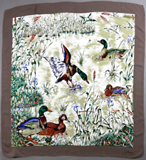 Magnifique foulard " GUCCI " /