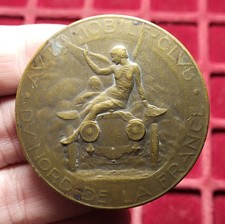 #117-T1 ~ Médaille -