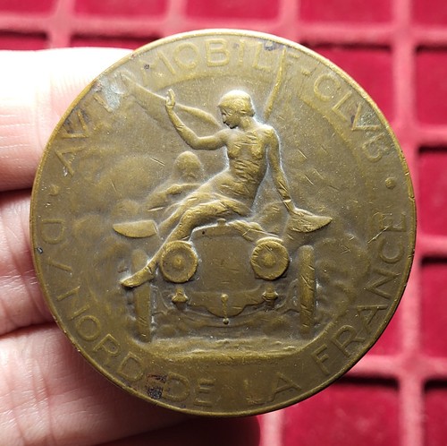 117 médaille - ~,