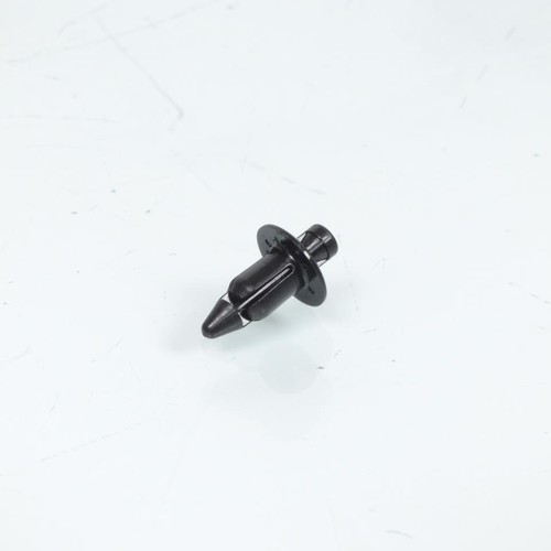 Clips carrosserie 6mm pour - de,